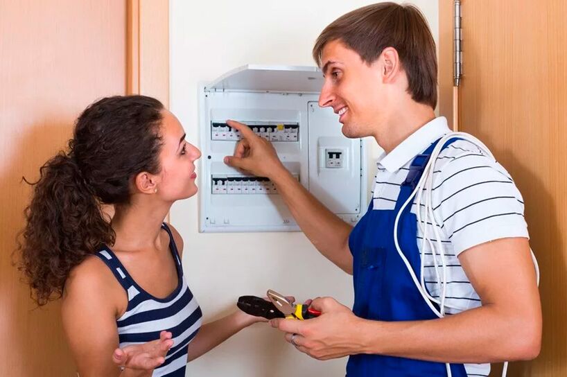 Corte de energía en el apartamento.